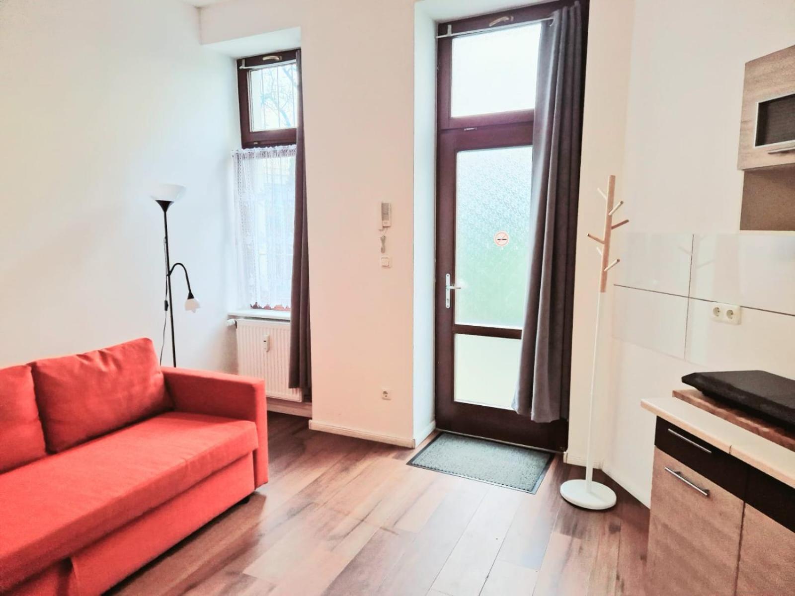 City Studio Apartment For 4, Near Sonnenallee Berlino Esterno foto